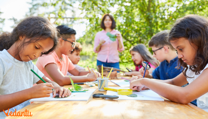 Exploring the Top Benefits of Summer Camp for Kids and Teens